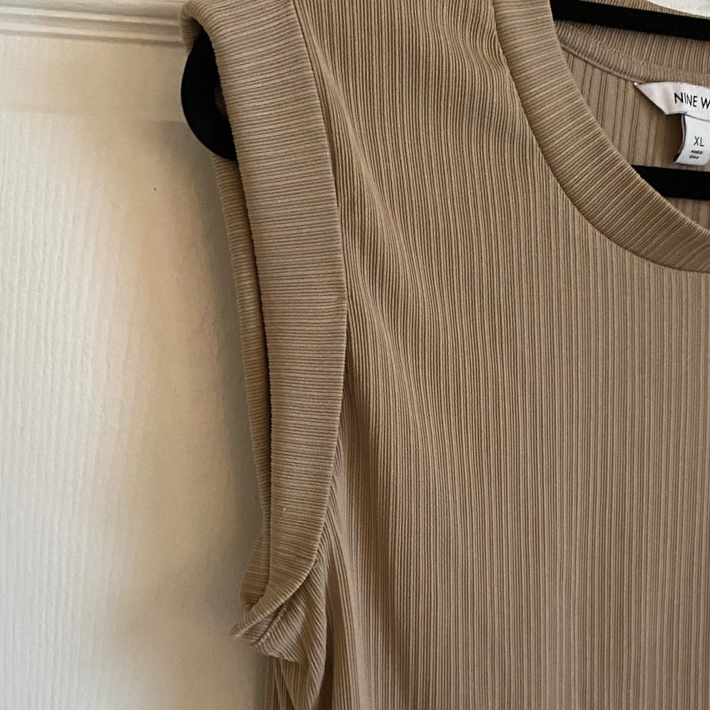 Nine West Tan Ribbed Sleeveless Tank XL - Picture 3 of 6